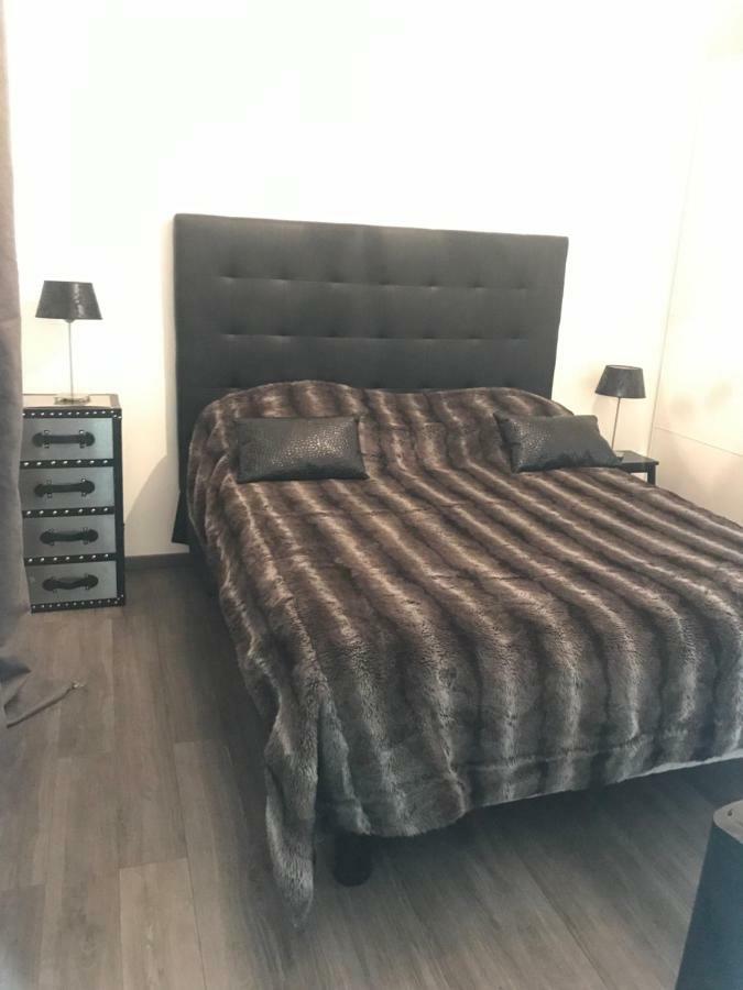 The Charming Trocadero Eiffel Tower Bed & Breakfast Paris Luaran gambar